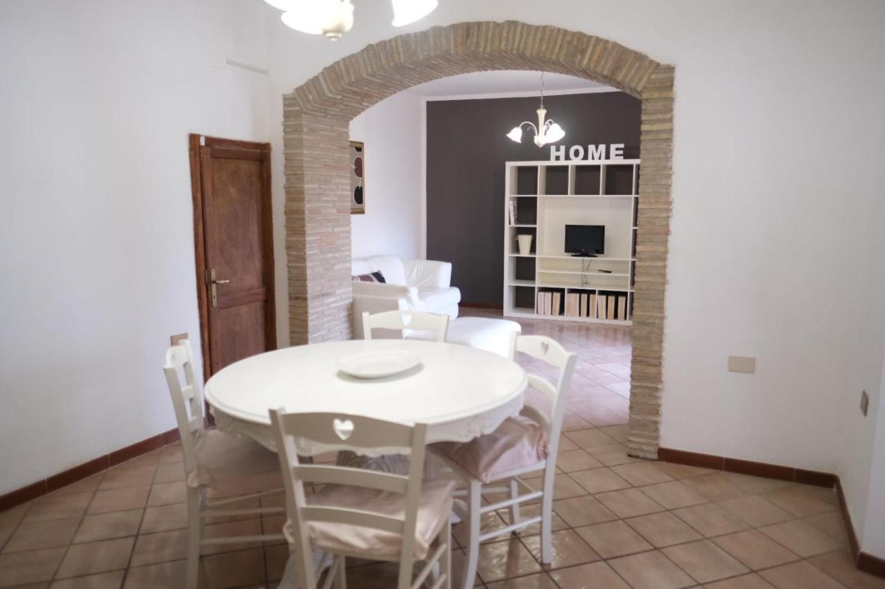 La Residenza Dei Nonni Apartment Montefranco Luaran gambar